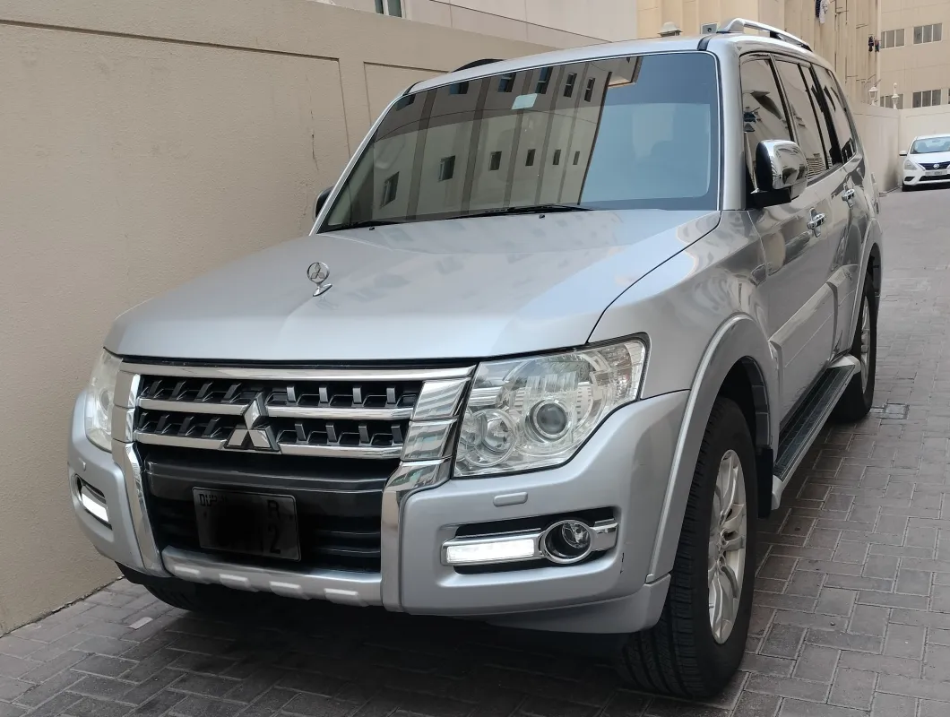 Mitsubishi Pajero 1