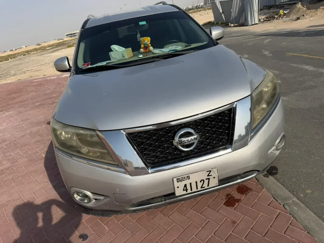 Nissan Pathfinder 1