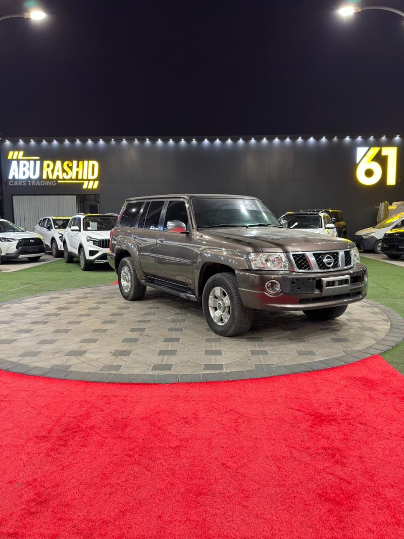 Nissan Patrol 1