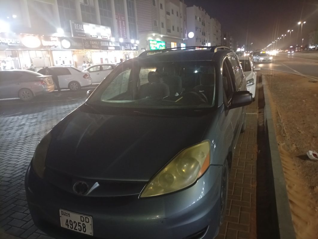 Toyota Sienna 1