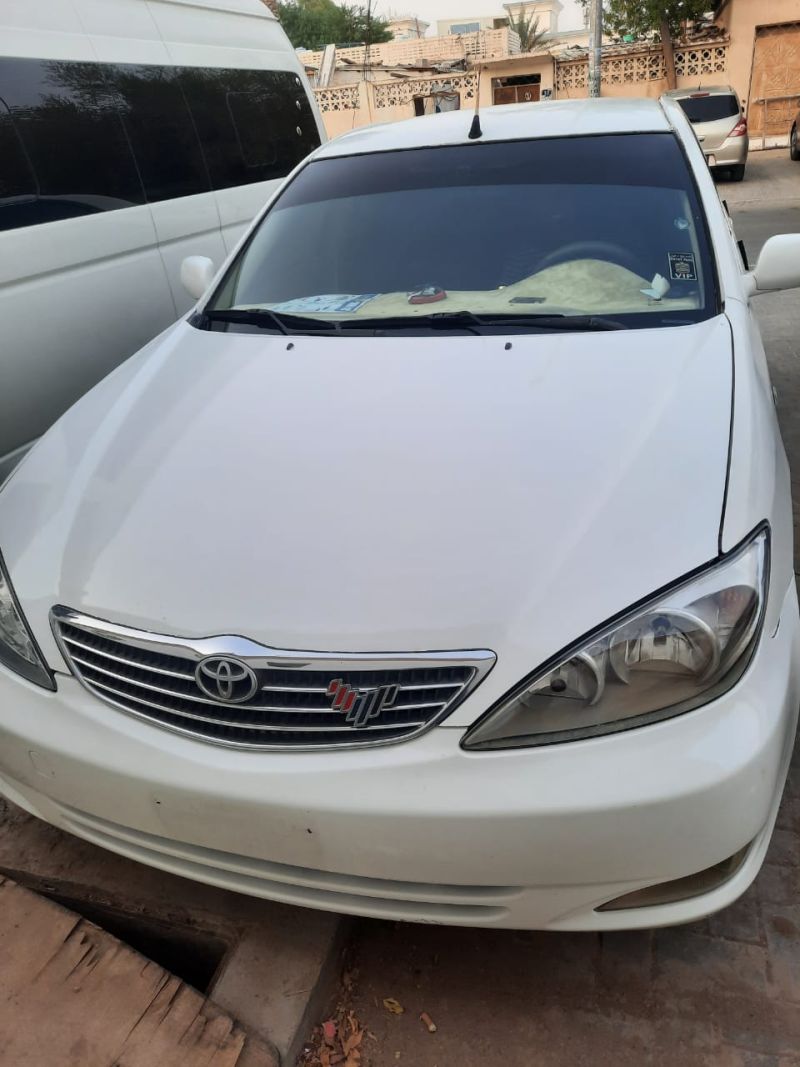Toyota Camry 2004 1