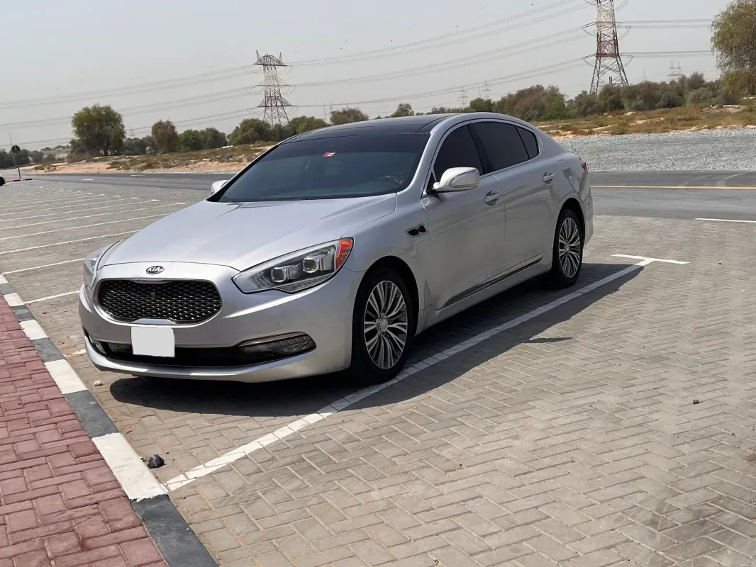 Kia K900 1