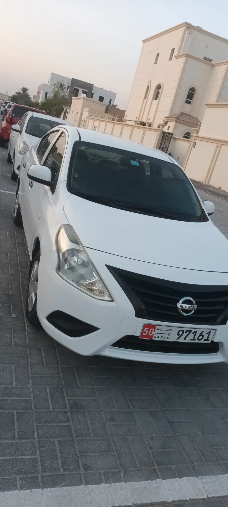 Nissan Sunny 1