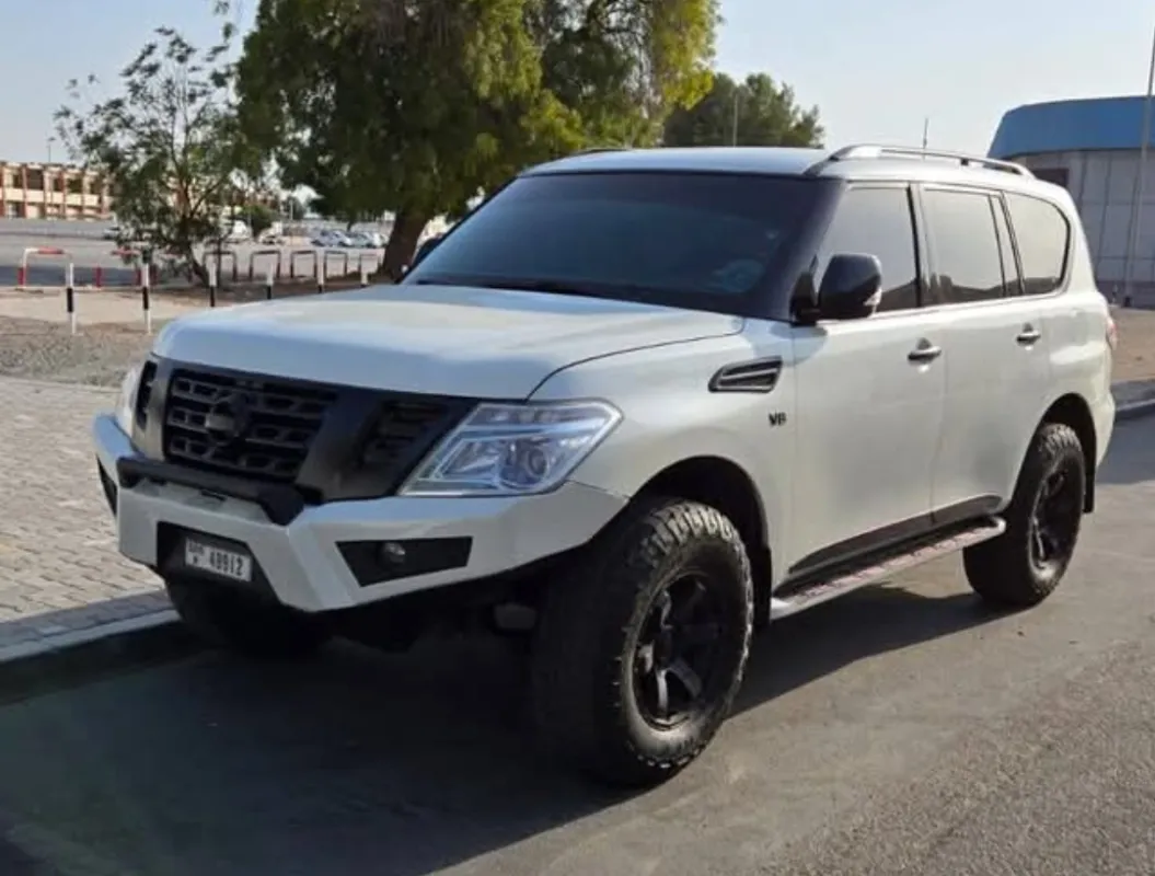 Nissan Patrol 1