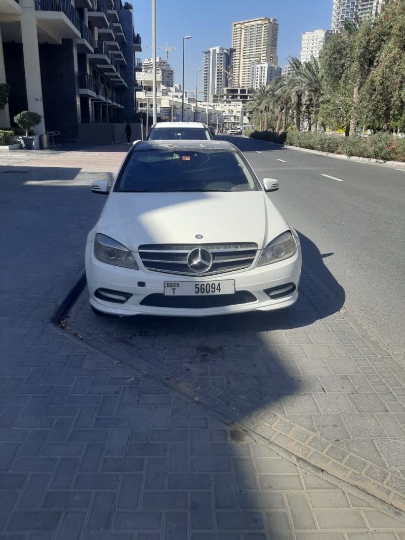 Mercedes-Benz C-Class 2010 1