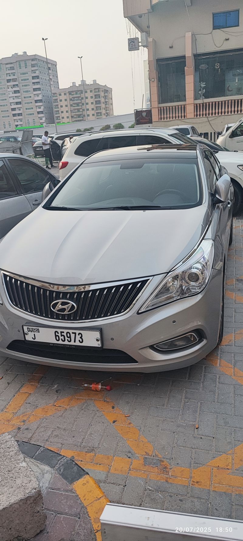 Hyundai Azera 1