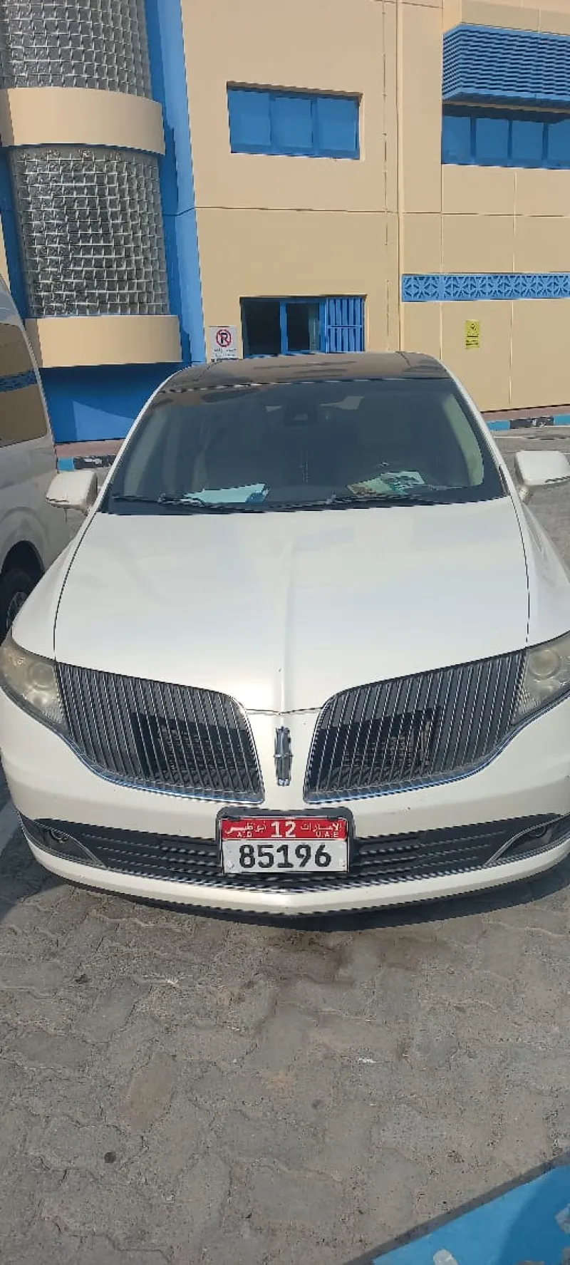 Lincoln MKT 1