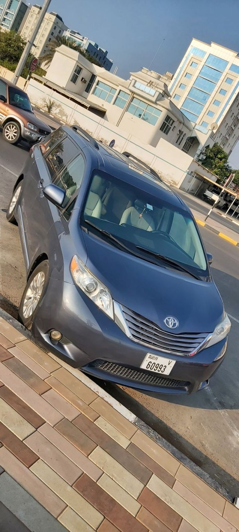 Toyota Sienna 1