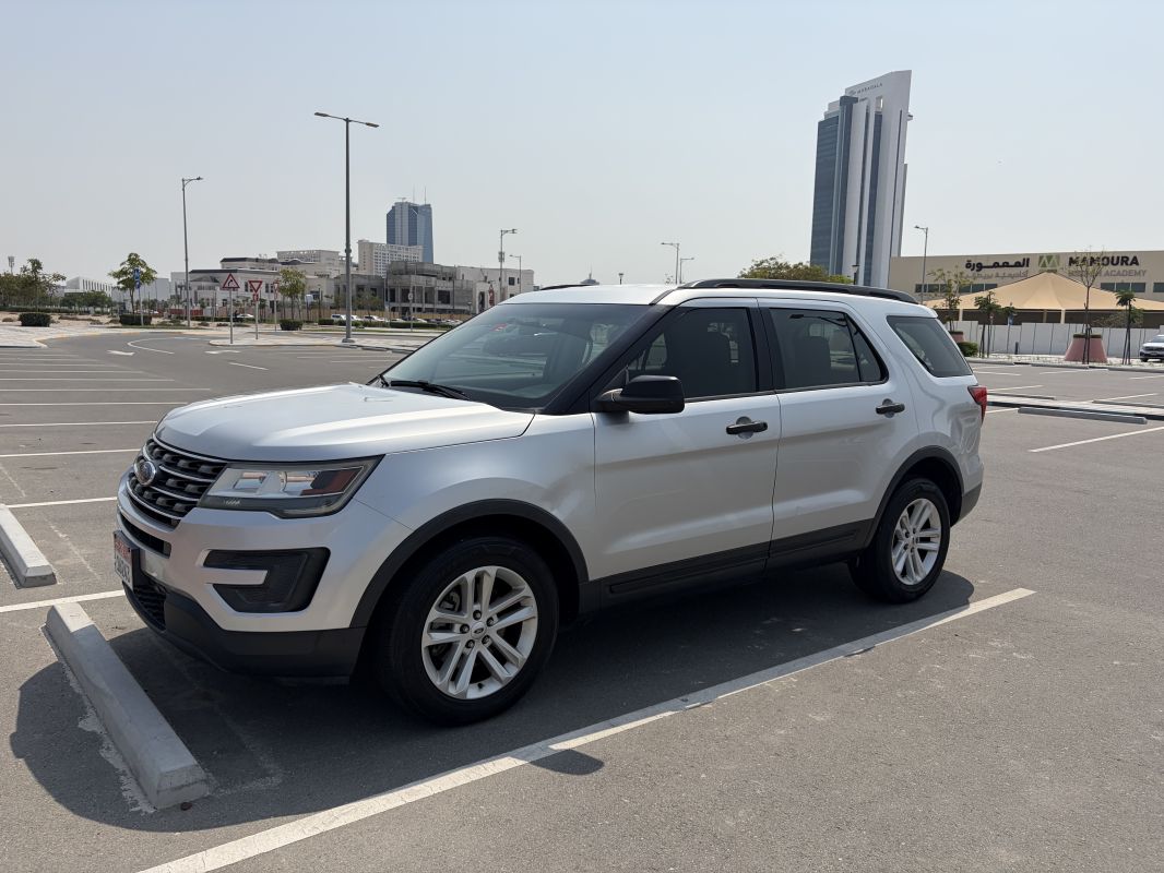 Ford Explorer 1
