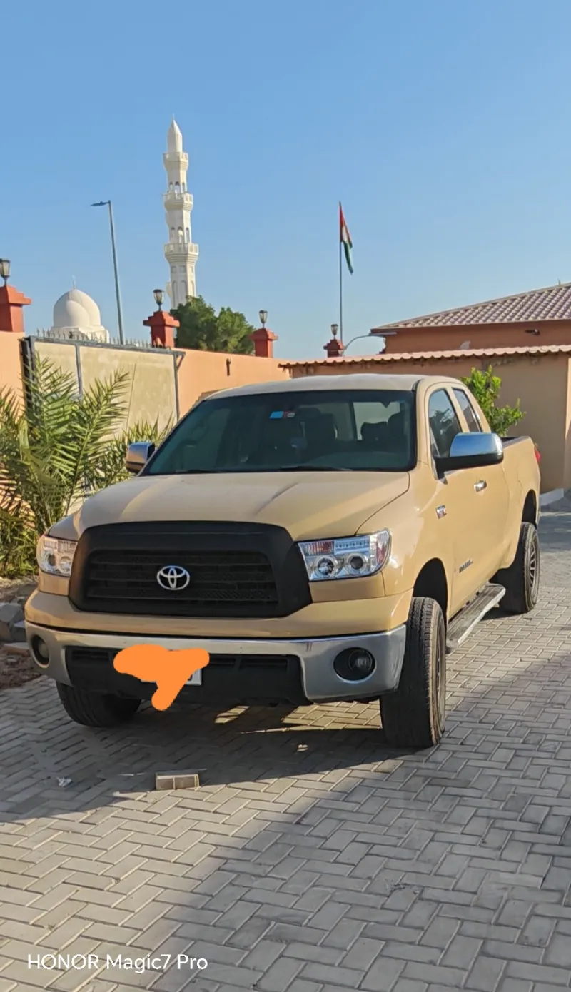 Toyota Tundra 1
