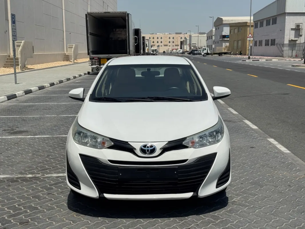 Toyota Yaris 1