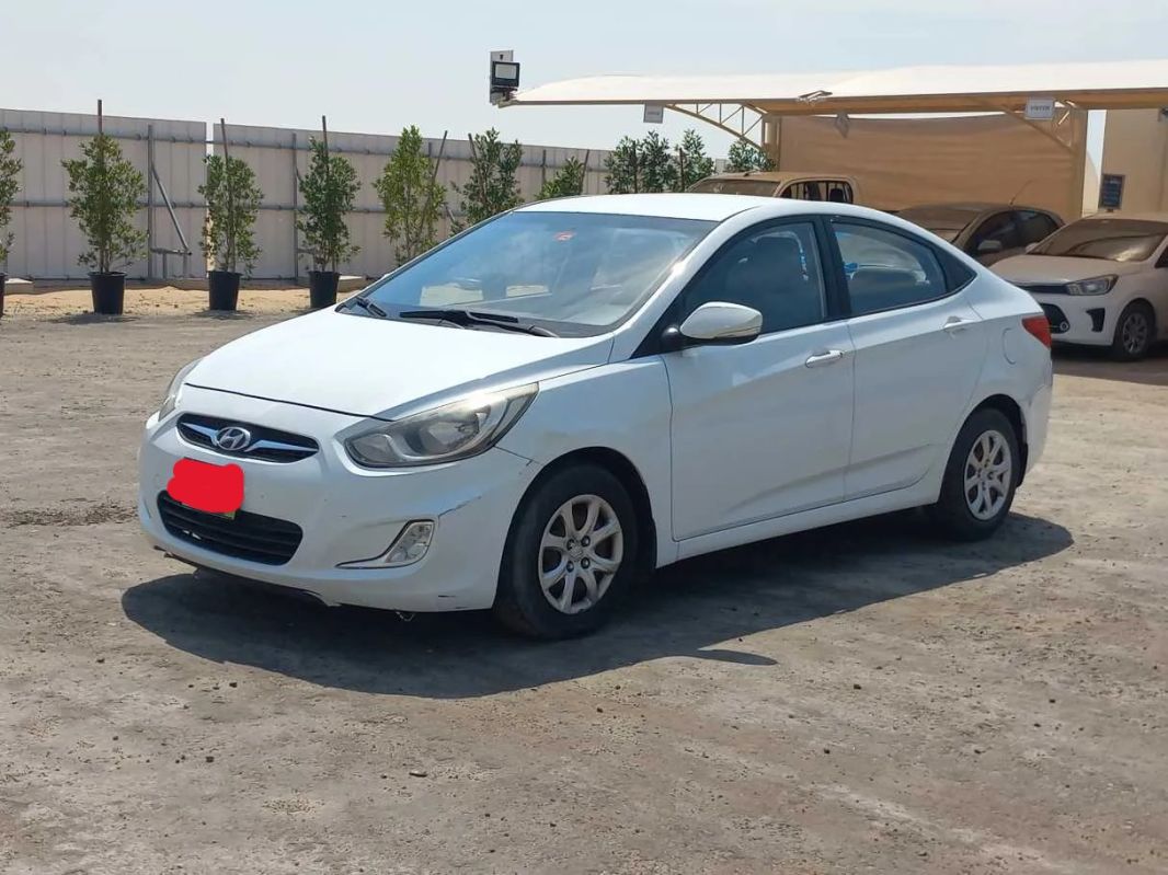 Hyundai Accent 2014 1