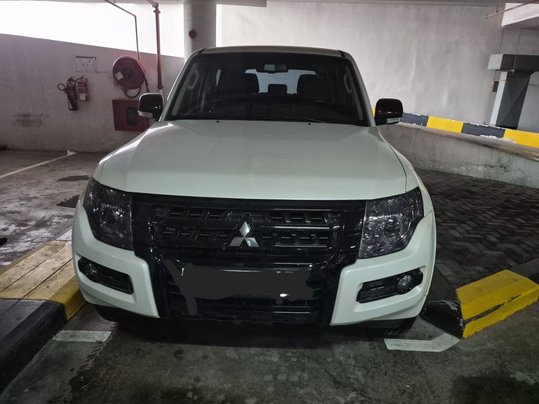 Mitsubishi Pajero SWB 1