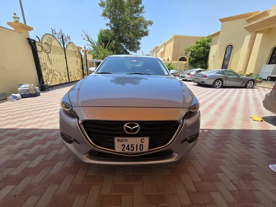 Mazda 3 1