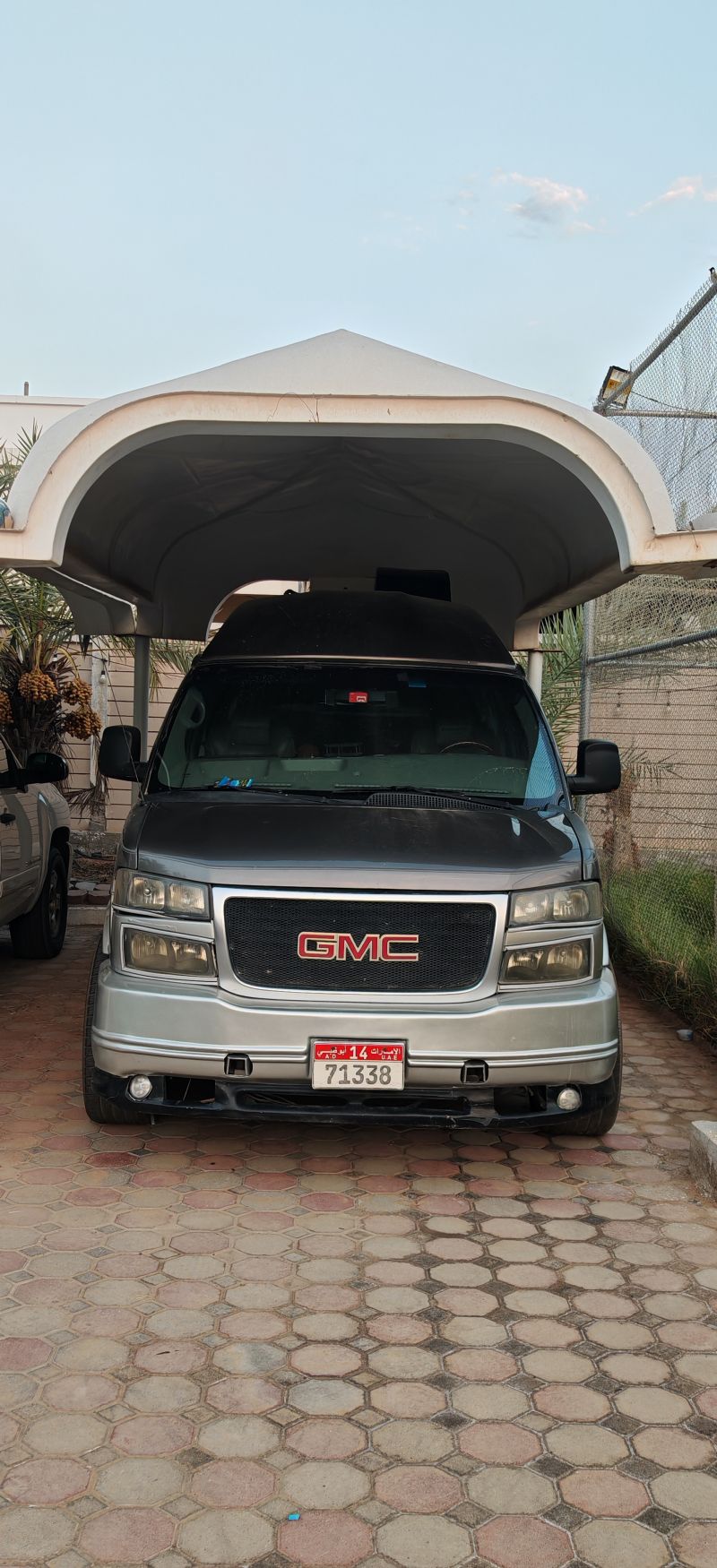 GMC Savana 2010 1