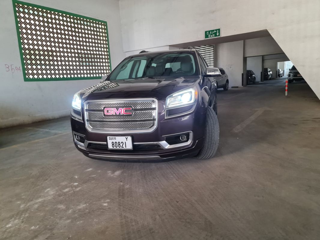 GMC Acadia Limited 1