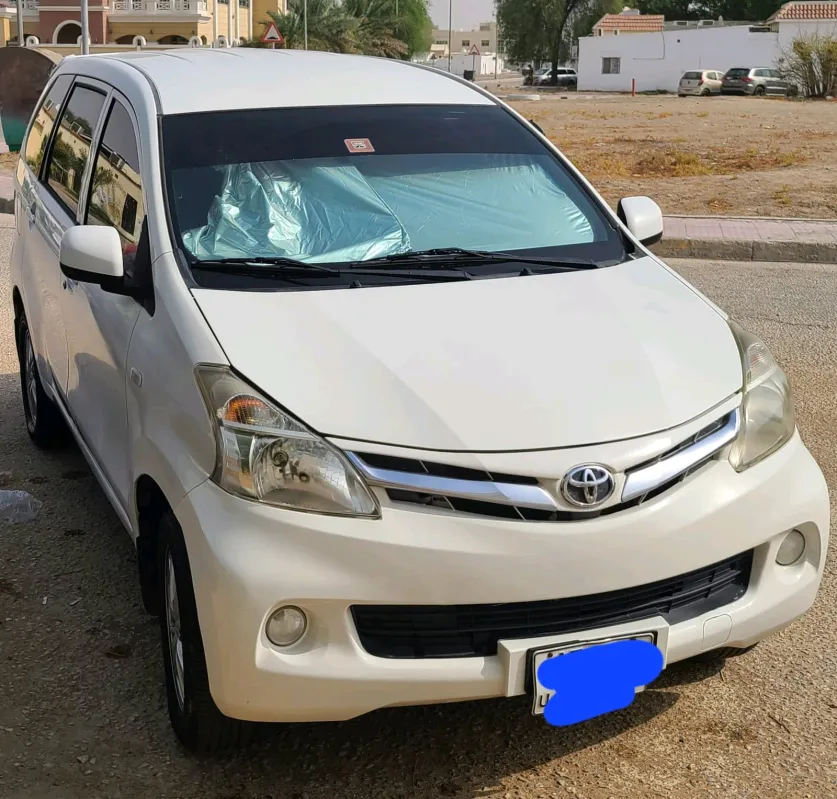 Toyota Avanza 1