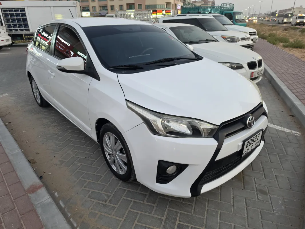 Toyota Yaris 1