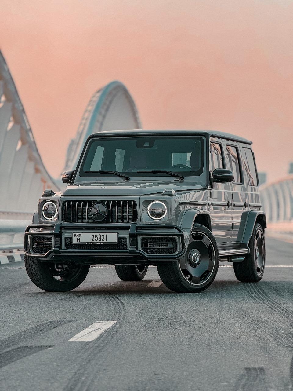 Mercedes-Benz G-Class 1