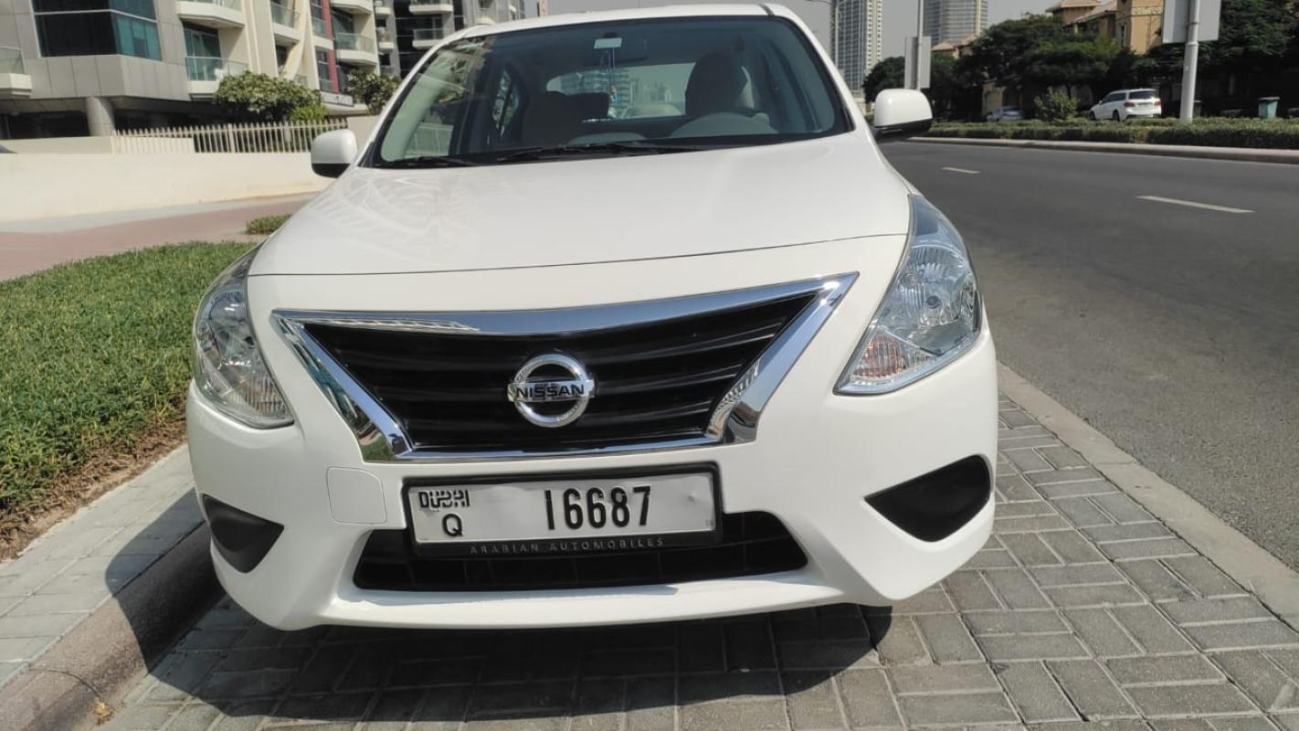 Nissan Sunny 1