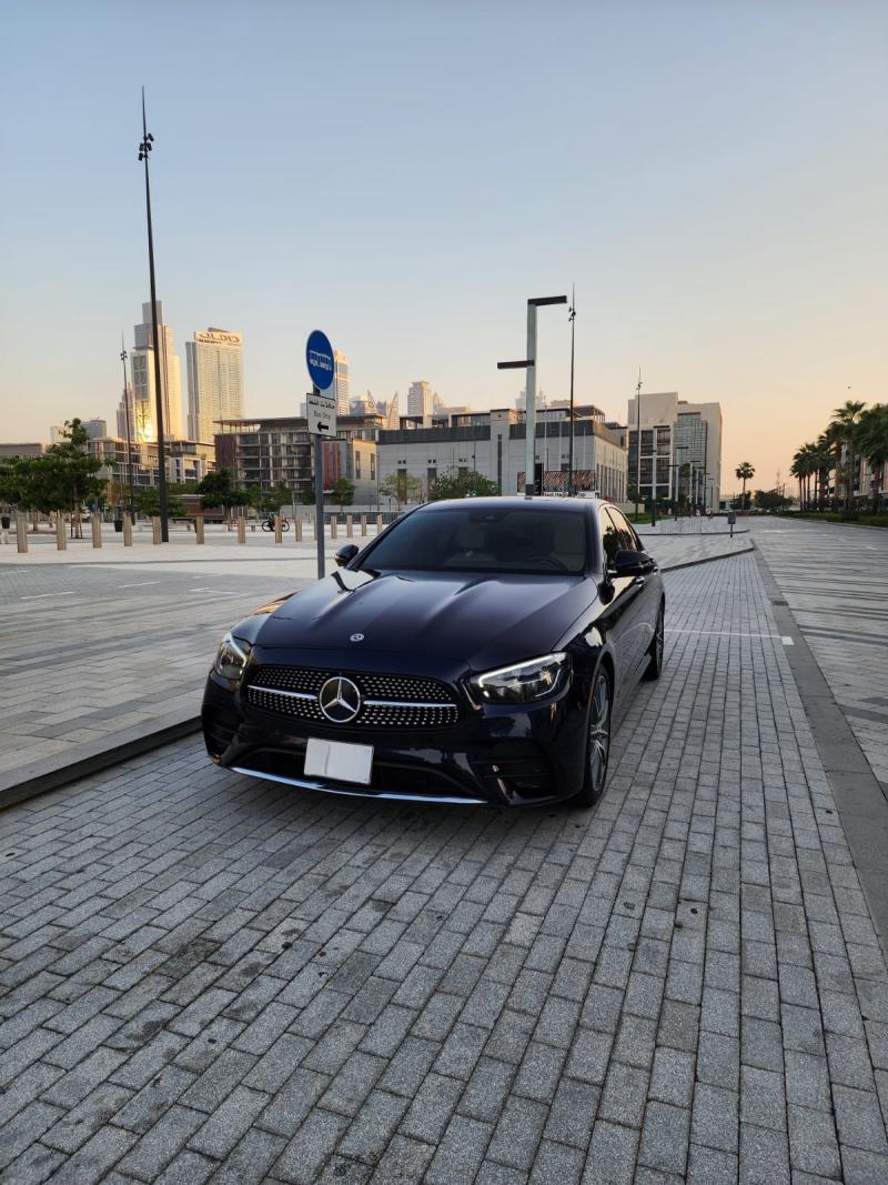 Mercedes-Benz E-Class 1