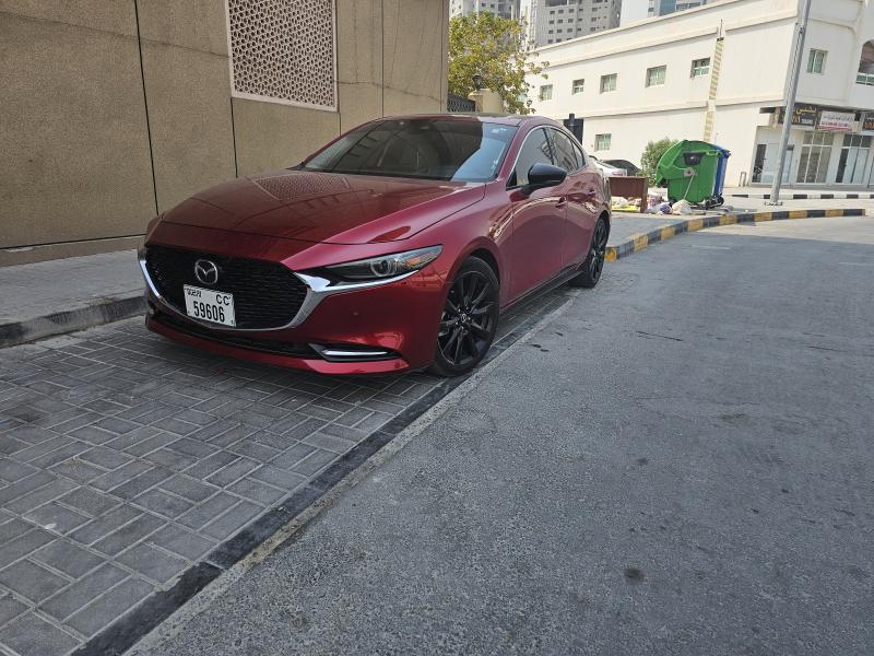 Mazda 3 Sedan 1
