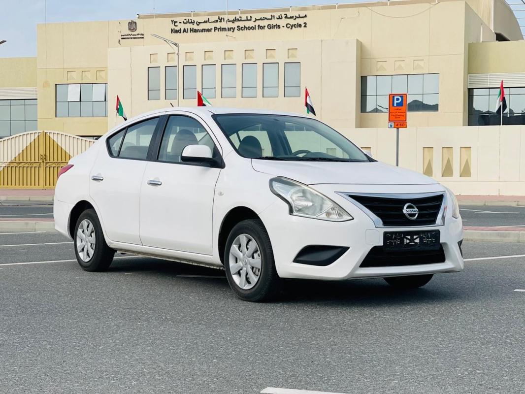 Nissan Sunny 1