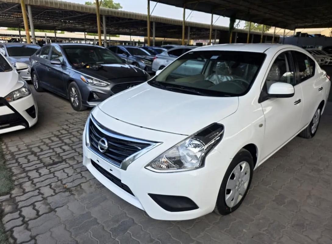 Nissan Sunny 1