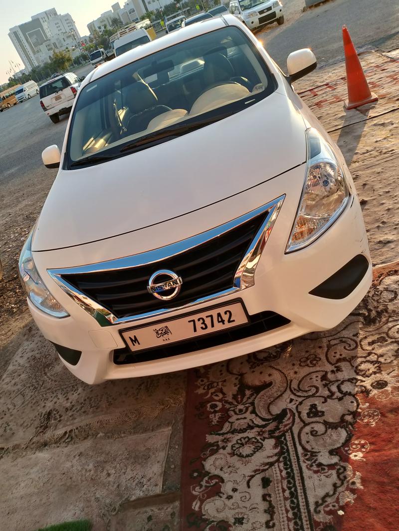 Nissan Sunny 1