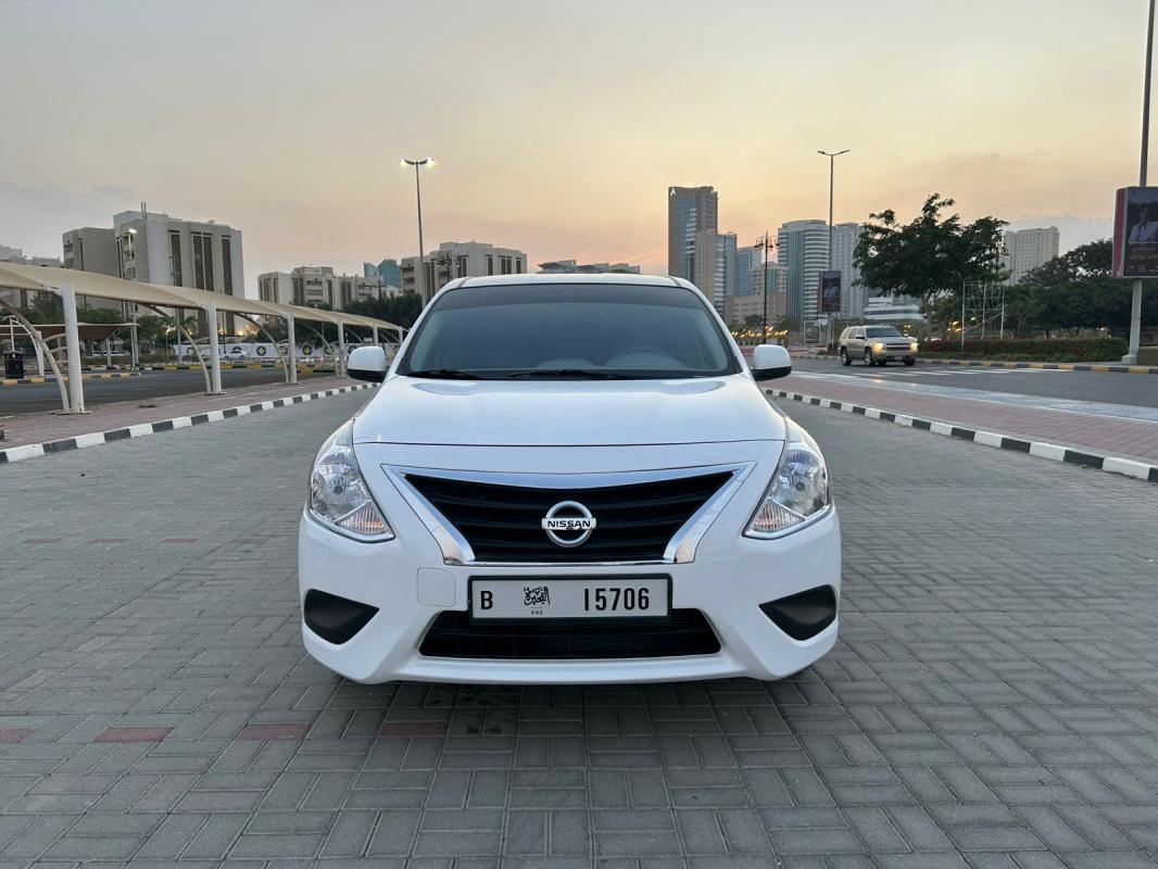 Nissan Sunny 1